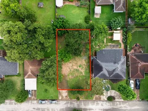 934 W 30th St, Houston, TX 77018