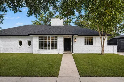 10603 Hillcroft Ave, Houston, TX 77096
