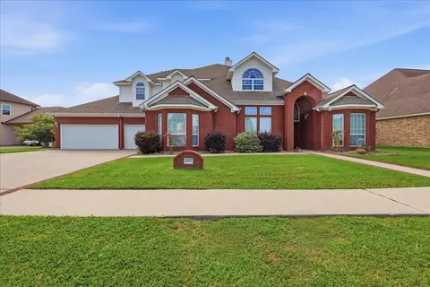 6965 Brazos Ave, Port Arthur, TX 77642