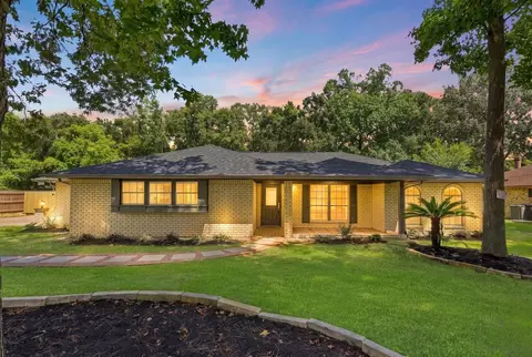 22077 Stoneridge Dr, Porter, TX 77365
