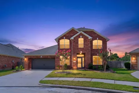 9231 Barnsford Ln, Tomball, TX 77375