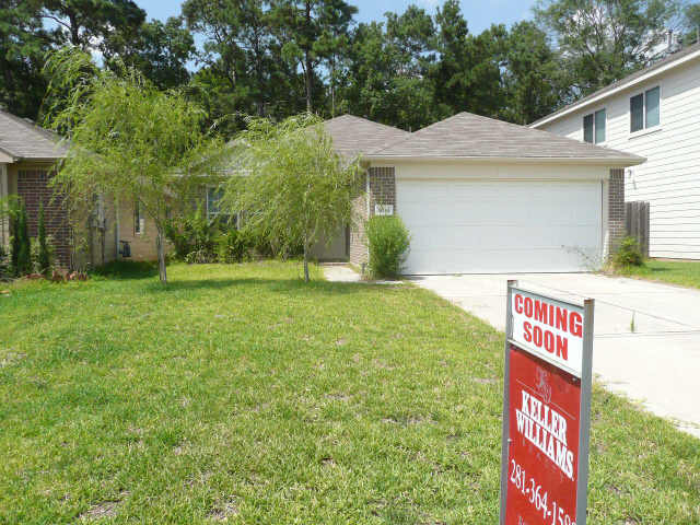 5034 Willow Point Dr, Conroe, TX 77303 photo 1