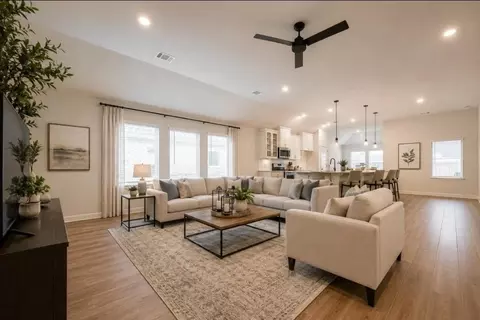 414 Zeus Mountains Dr, Crosby, TX 77532