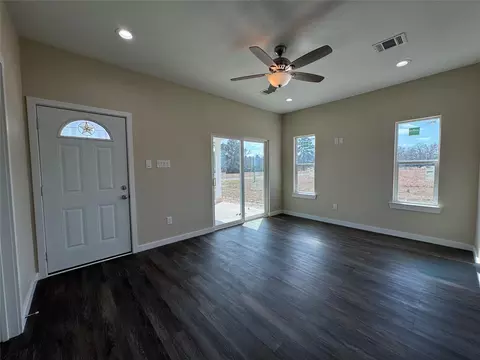 Living - 50 Westlake W, Trinity, TX 75862 photo 1 of 2