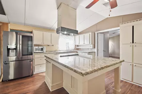 17317 E Greenleaf Ln, Conroe, TX 77306