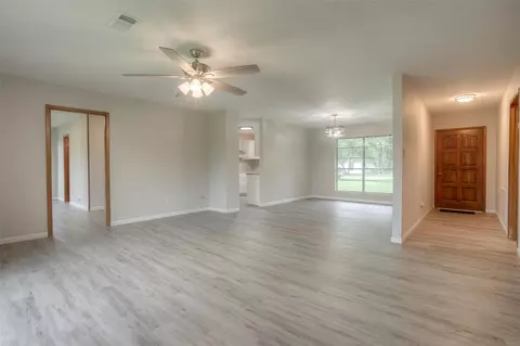 493 Lawrence Rd, Trinity, TX 75862 photo 4
