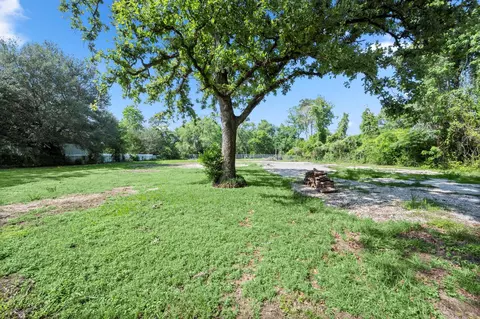 514 Ruby Ln, Magnolia, TX 77354