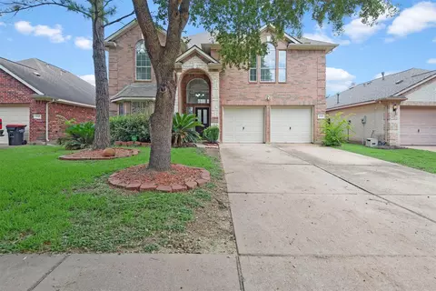 5719 Indigo Trails Dr, Richmond, TX 77469