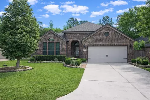 225 Forest Heights Ln, Montgomery, TX 77316