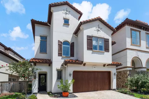 810 Old Oyster Trl, Sugar Land, TX 77478