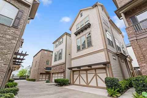 1621 W 23rd St #B, Houston, TX 77008