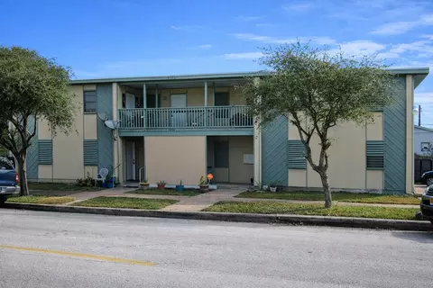 1908 33rd St, Galveston, TX 77550