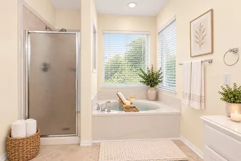 Bath - 24815 Giltspur Way, Spring, TX 77389 photo 2 of 4