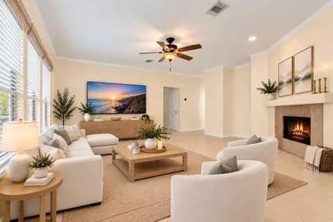 Living - 24815 Giltspur Way, Spring, TX 77389 photo 2 of 4
