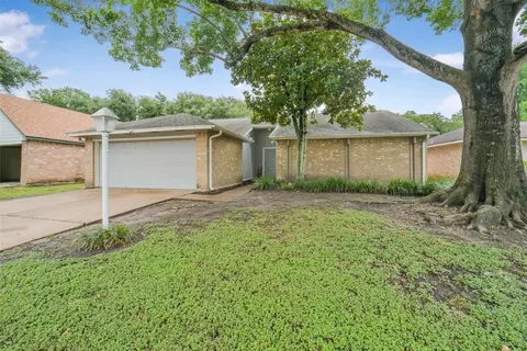 2618 Broomsedge Dr, Houston, TX 77084