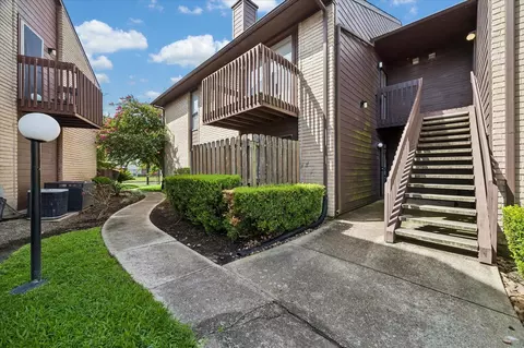 12905 Woodforest Blvd #201, Houston, TX 77015