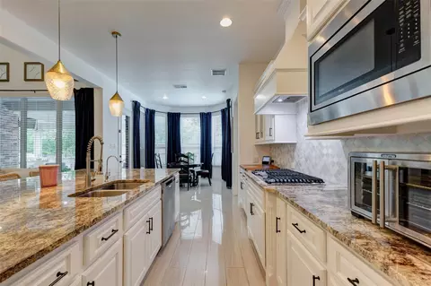 Kitchen - 29903 Spring Side Ct, Fulshear, TX 77441 photo 3 of 6