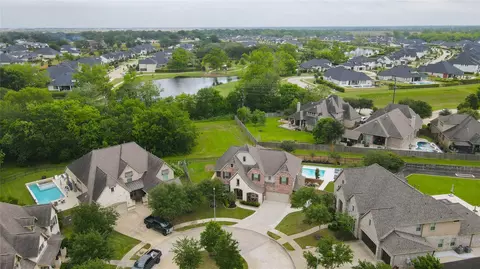 View/Area - 29903 Spring Side Ct, Fulshear, TX 77441 photo 3 of 3