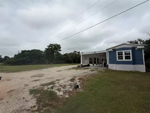 4608 Oak Dr, Brazoria, TX 77422