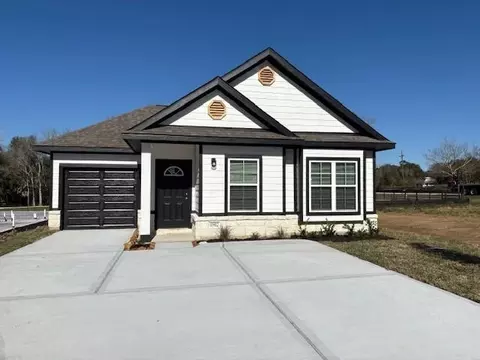 11812 E Gate Dr, Willis, TX 77318 photo 1