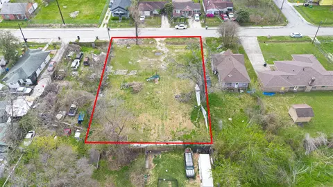 862 Granville Dr, Houston, TX 77091