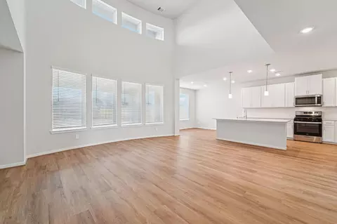Living - 2834 Duchess Dr, Rosenberg, TX 77471 photo 8 of 10