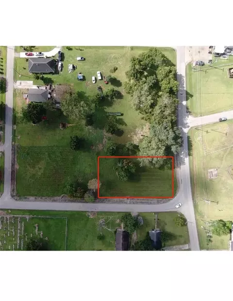 0 17th St, West Columbia, TX 77486