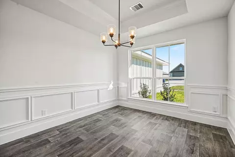 Other - 2 Keystone Ct, Angleton, TX 77515 photo 5 of 7