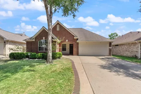 10638 Desert Springs Cir, Houston, TX 77095