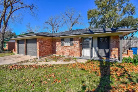 514 Peach Spring Dr, Houston, TX 77037