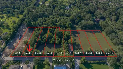 02 Middleton St, Bacliff, TX 77518