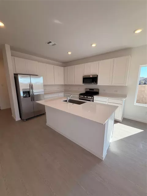 2152 Salinas Dr, Rosharon, TX 77583