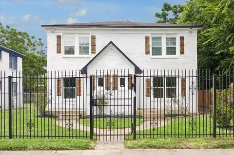 2701 Truxillo St, Houston, TX 77004