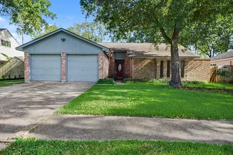 16207 Havenhurst Dr, Houston, TX 77059