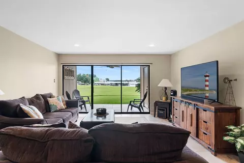 15575 Marina Dr #120A, Montgomery, TX 77356
