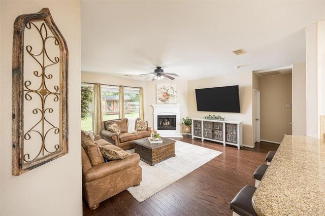 33311 Greenfield Forest Dr, Magnolia, TX 77354