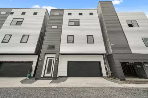 319 N Nagle St, Houston, TX 77003