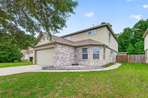 9909 Kingfisher Dr, Conroe, TX 77385