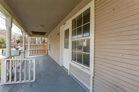 Exterior - 5229 Eigel St, Houston, TX 77007 photo 2 of 6