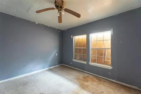 Bedroom - 5229 Eigel St, Houston, TX 77007 photo 3 of 3