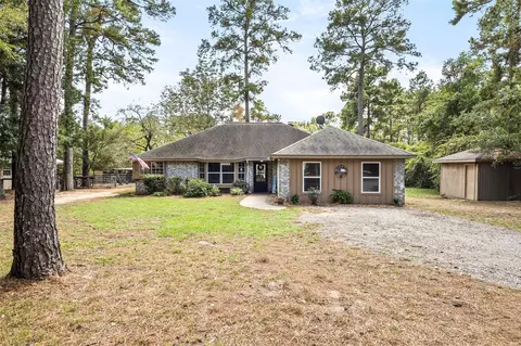 15303 Stagecoach Rd, Stagecoach, TX 77355