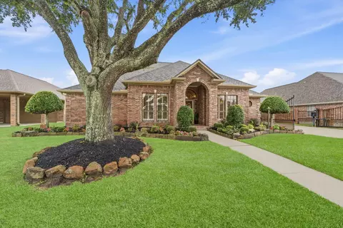 2314 E Lawther Dr, Deer Park, TX 77536