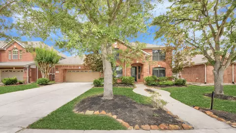 2226 Black Oak Dr, Sugar Land, TX 77479