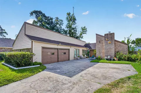 5522 Green Timbers Dr, Humble, TX 77346
