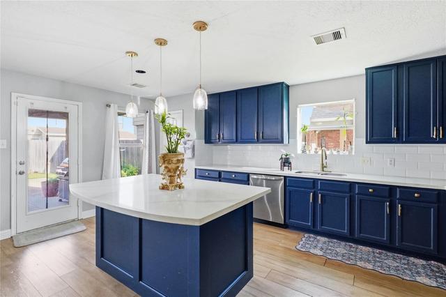 7015 Falling Cherry Pl, Houston, TX 77049