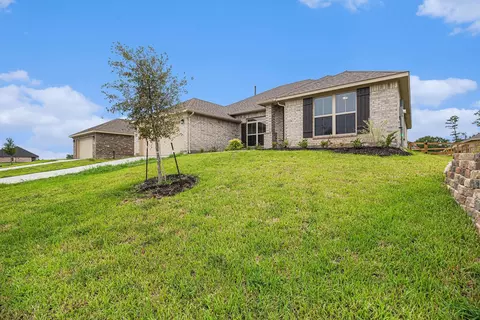 4325 Leslies Way, Dickinson, TX 77539