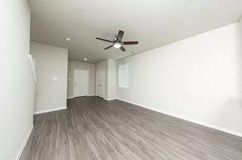 Living - 3058 Nickell Back Dr, Conroe, TX 77301 photo 2 of 4