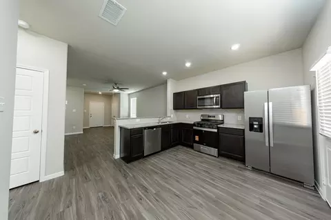 Kitchen - 3058 Nickell Back Dr, Conroe, TX 77301 photo 1 of 2