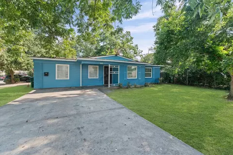 10401 Bessemer St, Houston, TX 77034