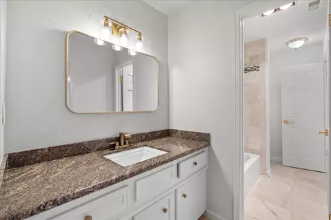 Bath - 6702 Robinwick Ct, Spring, TX 77379 photo 7 of 8